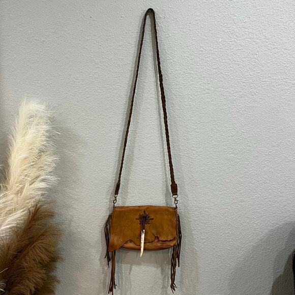 American Darling Genuine Leather Fringe Crossbody Bag - Picture 2 of 7